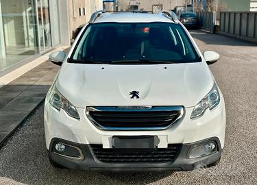 Peugeot 2008 1.2 benz 82CV - Garanzia 12 Mesi