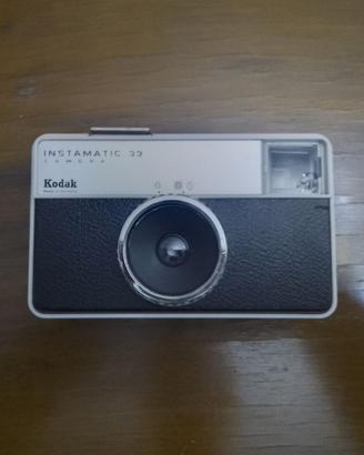Fotocamera analogica vintage  Kodak Instamatic 33