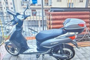 scooter elettrico  Z-tech  ZT-09