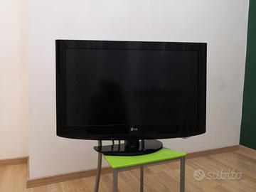 TV LG 32LH2000 - 32"
