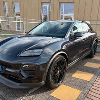 PORSCHE MACAN 4S