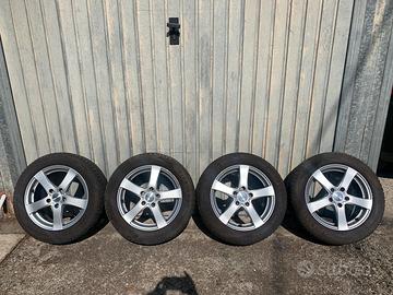 4 cerchi Dezent 16” + 4 gomme invernali 205/55 R16