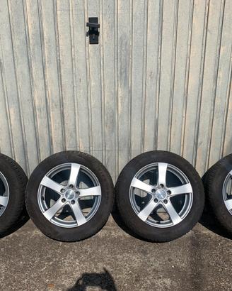 4 cerchi Dezent 16” + 4 gomme invernali 205/55 R16