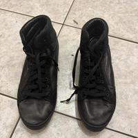 Scarpe momo design in pelle  buone condizioni