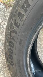 4 Pneumatici estivi 215/55/18