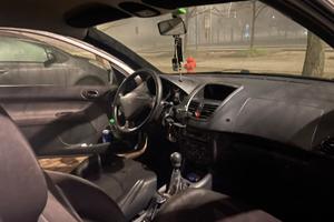 Peugeot 206 plus 2010