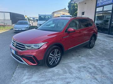 VOLKSWAGEN Tiguan Allspace 2.0 TDI SCR DSG Elega