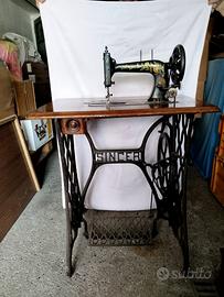 Macchina da cucire SINGER funzionante