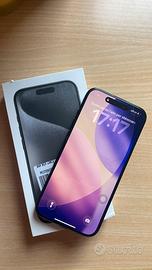 iPhone 15 Pro 256 gb perfettamente funzionante