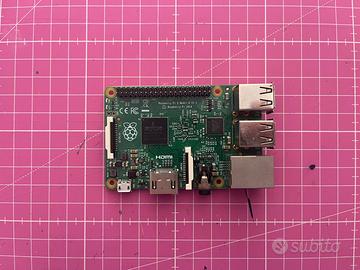 Raspberry Pi 2 Model B con Case