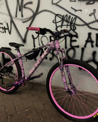 trek marlin 4 wheelie bike 29”