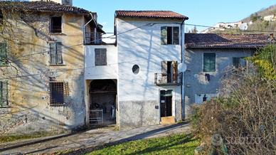 CASA SEMINDIPENDENTE A PARODI LIGURE