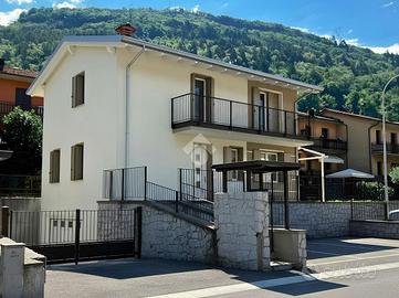 VILLA SINGOLA A CAPO DI PONTE
