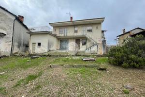 CASA SEMINDIPENDENTE A GIAVENO