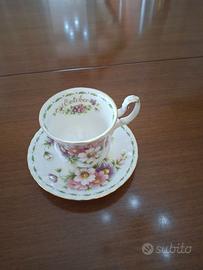 Flower of the Month Series" di Royal Albert