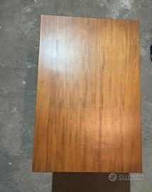 Tavolino in legno