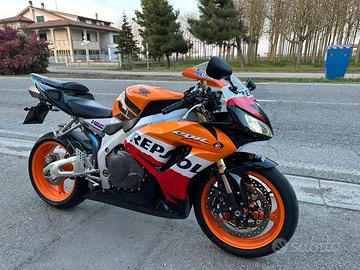 Honda cbr 1000 rr