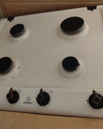 Piano cottura Indesit