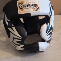 caschetto per sport da combattimento 