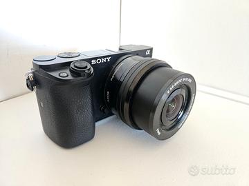 α6000 Fotocamera attacco E con sensore APS-C
