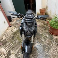 Voge Brivido 125 r colore nero 