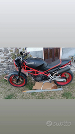 Ducati Monster 900 a carburatori