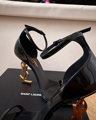 Saint Laurent décolleté nere