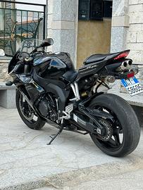 Cbr 1000-rr fireblade
