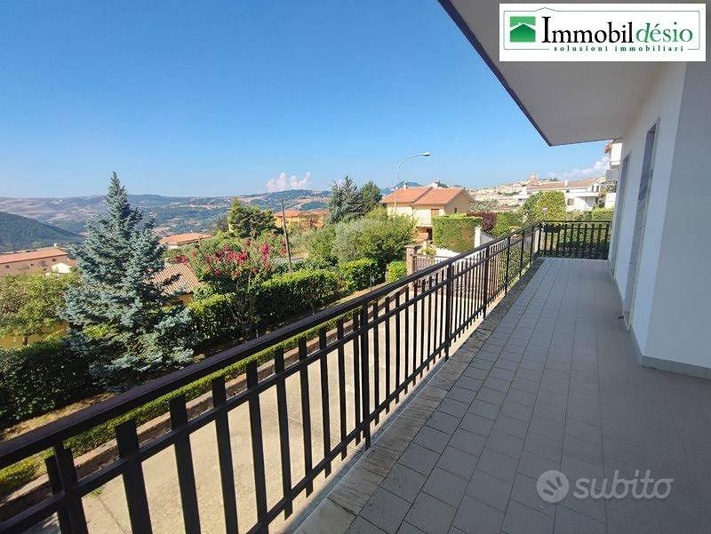 Appartamento di 100 m² con più di 5 locali a Picer - Vista 5
