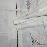 lenzuolo ricamato a mano