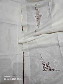 lenzuolo ricamato a mano