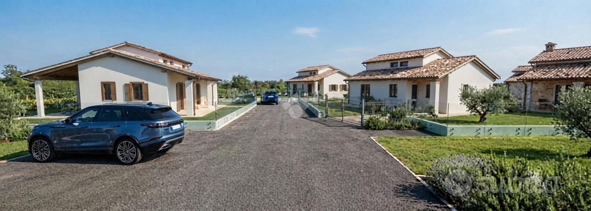 Casa – Montecastrilli, Casteltodino - Altro
