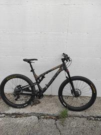 MTB ROCKY MOUNTAIN SHERPA