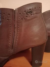 Stivale con tacco Nero giardini marrone 38