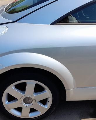 PARAFANGO POST. DX. AUDI TT «8N3» (1999)