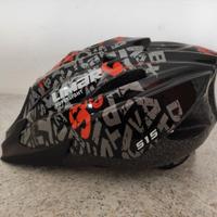 Casco bici bambino colore fantasia nero e arancio