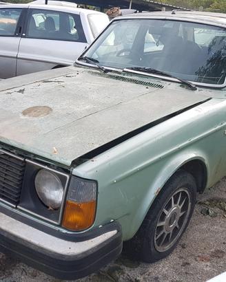 Ricambi Volvo 244 GL anni '70