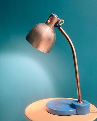LAMPADA MINISTERIALE DA TAVOLO IN METALLO CELESTE