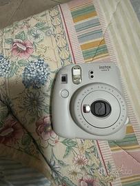 Polaroid instax mini 9