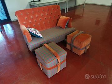 Divanetto artigianale puff e lampada tavolo anness