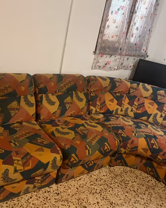 Divano angolare 60€