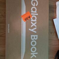 Galaxy Book4 i3