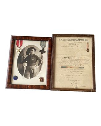 Quadri militari medaglie, distintivi e diploma WW1