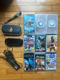 Sony PSP-2004 Slim&Lite + Giochi + Custodia RealM