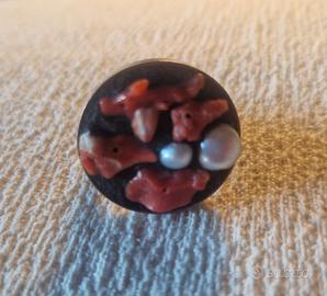 anello usato lava e corallo