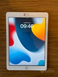 IPad 5 generazione argento 32 gb wifi + cellular