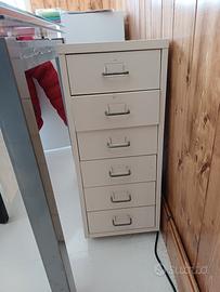 cassettiera in metallo 