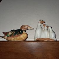 Anatra legno e oche in coccio dipinto 