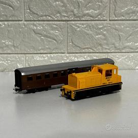 Locomotiva  e carrozza 