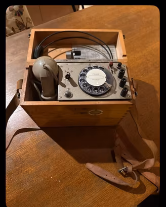 Telefono da campo militare